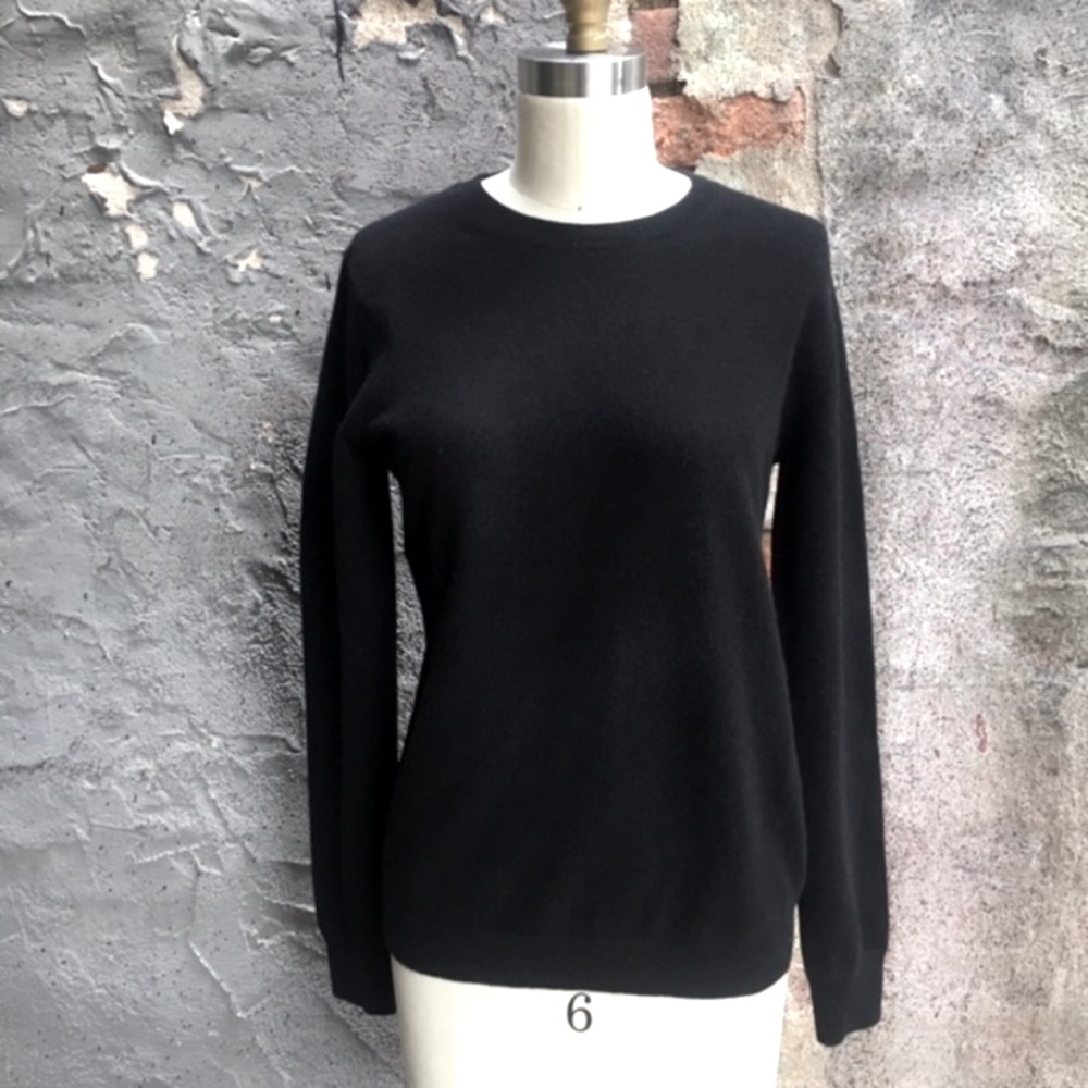 NWT Uniqlo 100% Cashmere Crewneck Sweater